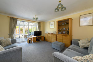 Sitting Room- click for photo gallery